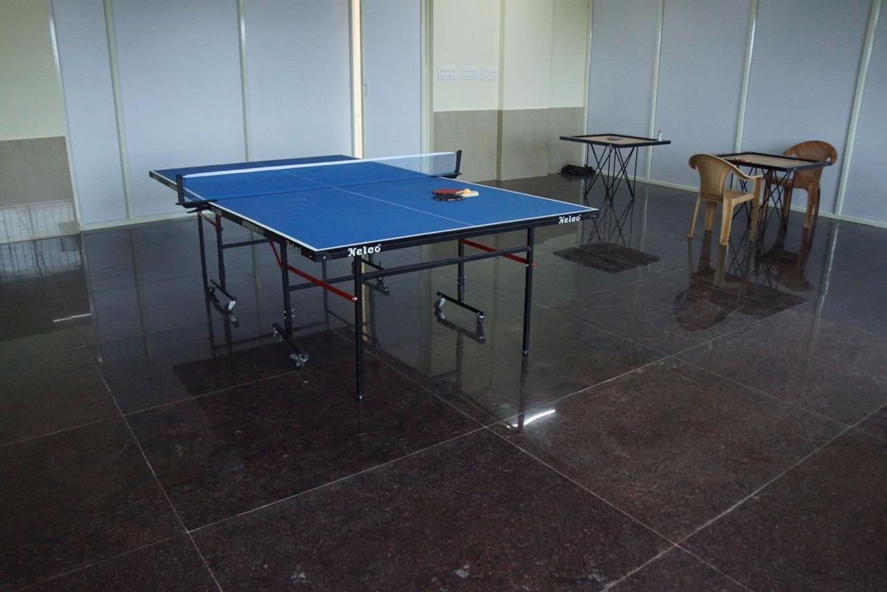 Park Hotel And Resort Kaglipur Bagian luar foto